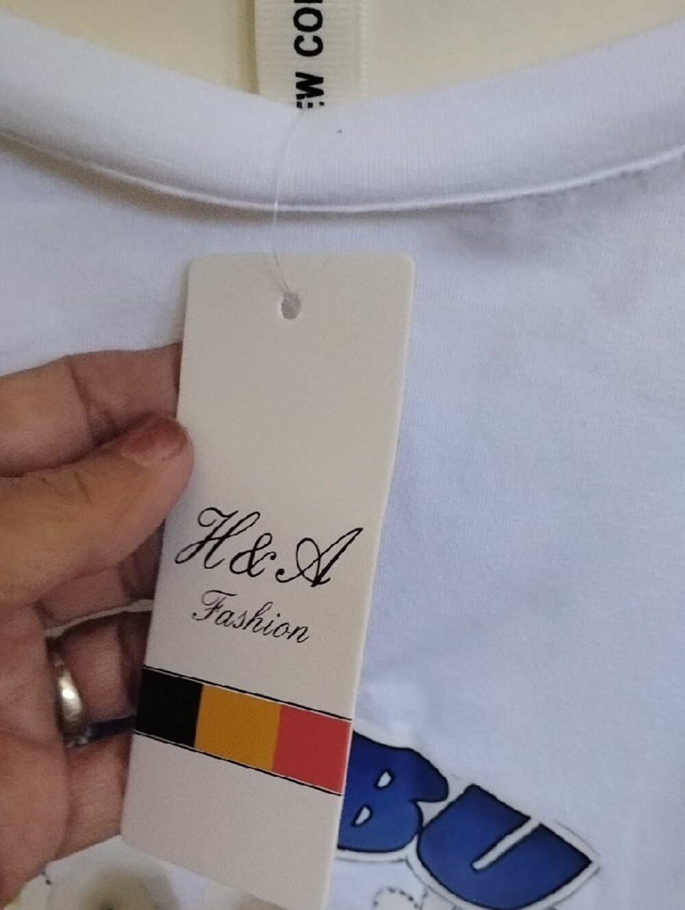 NWT LABUBU Graphic Short Sleeve Tee - Picture 4 of 10